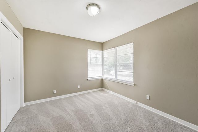 10214 Bretton Drive, Houston, TX 77016