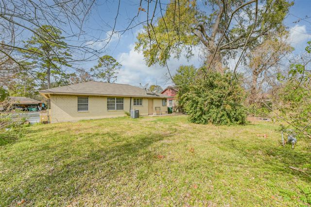10214 Bretton Drive, Houston, TX 77016