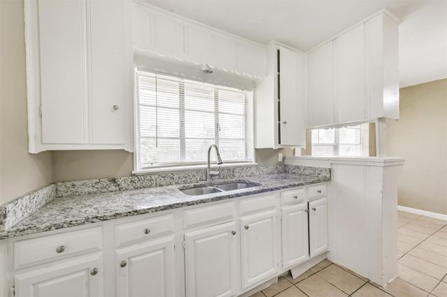 10214 Bretton Drive, Houston, TX 77016