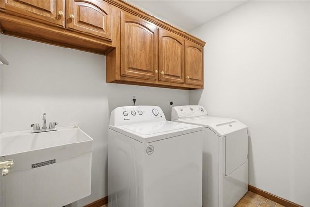 1596 Nantucket Dr, Lexington, OH 44904