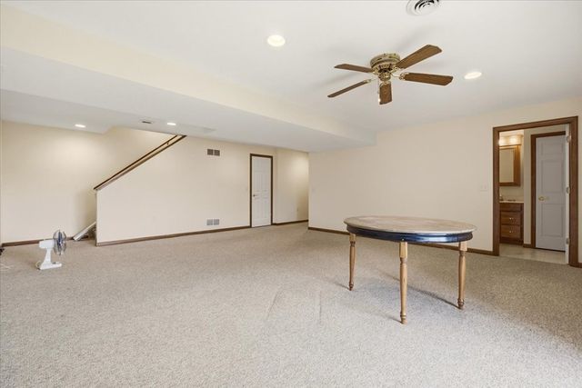 1596 Nantucket Dr, Lexington, OH 44904