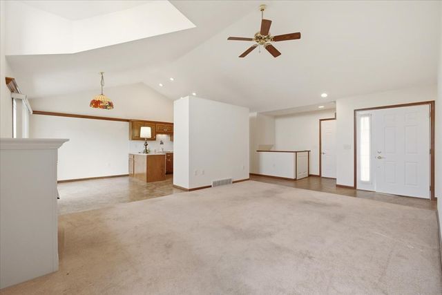 1596 Nantucket Dr, Lexington, OH 44904