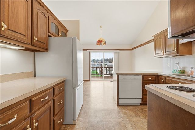 1596 Nantucket Dr, Lexington, OH 44904