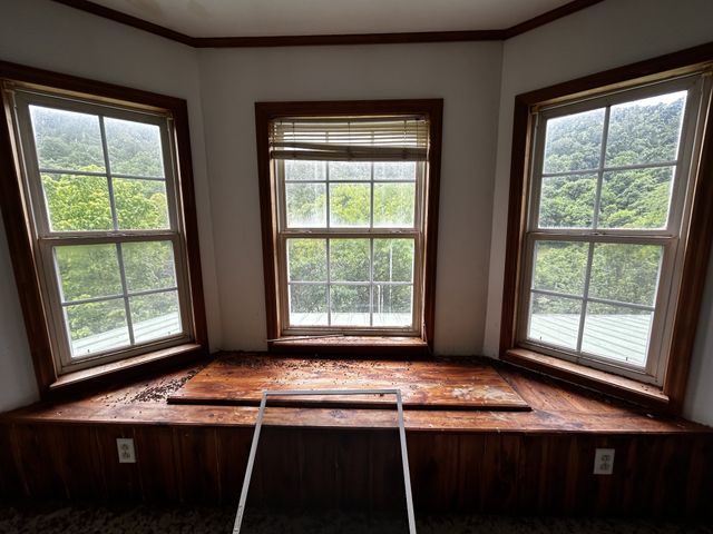 98 Hackett Valley Rd, Hickman, TN 38567