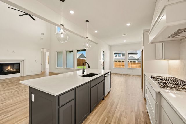 957 Highlands Avenue, Aledo, TX 76008