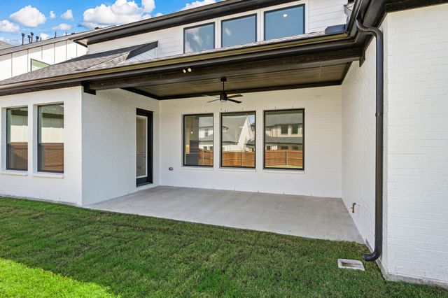 957 Highlands Avenue, Aledo, TX 76008