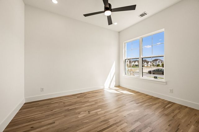 957 Highlands Avenue, Aledo, TX 76008
