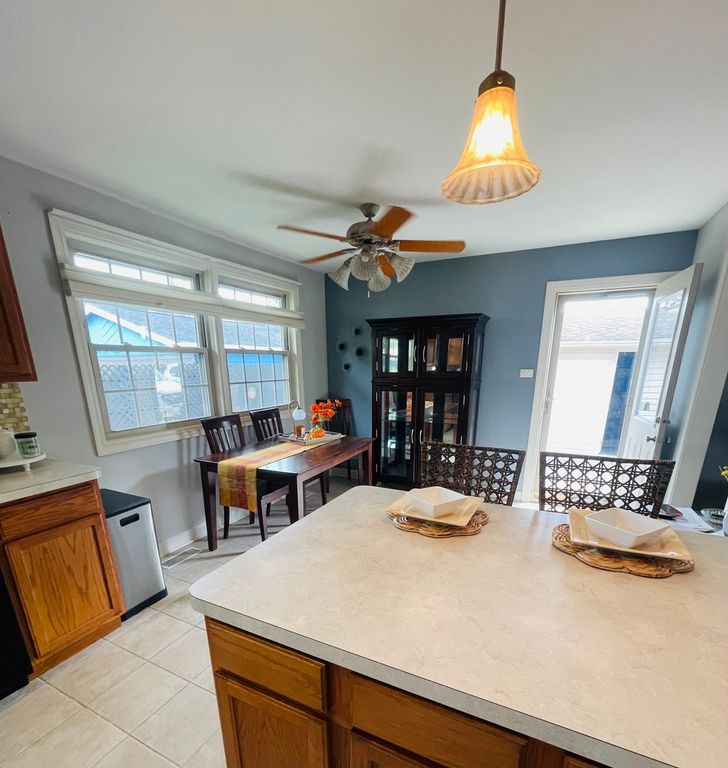 13039 W Playfield Drive, Crestwood, IL 60418 — photo 5
