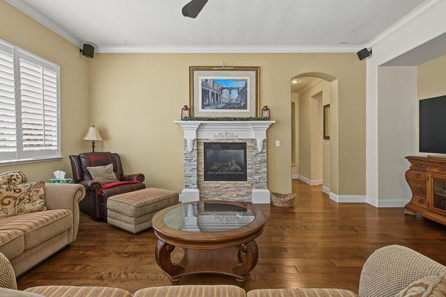 236 Preakness Cir, Manteca, CA 95337