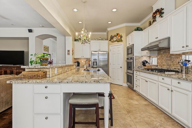 236 Preakness Cir, Manteca, CA 95337