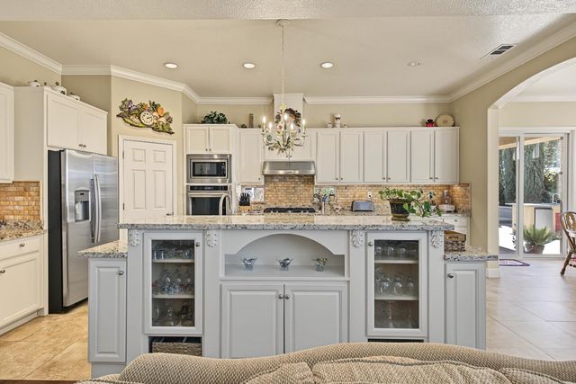 236 Preakness Cir, Manteca, CA 95337