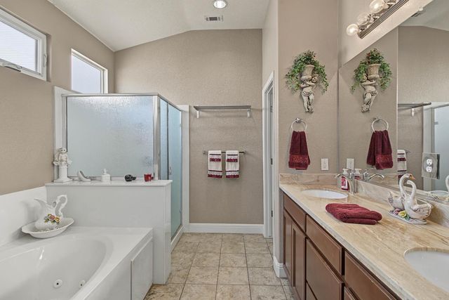 236 Preakness Cir, Manteca, CA 95337