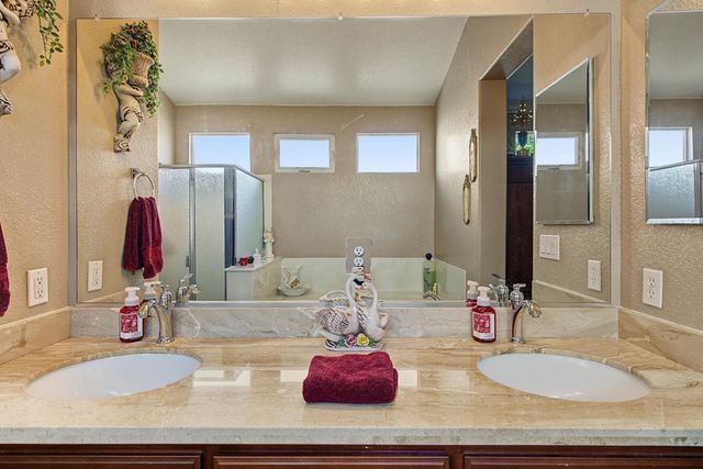 236 Preakness Cir, Manteca, CA 95337