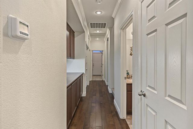 236 Preakness Cir, Manteca, CA 95337