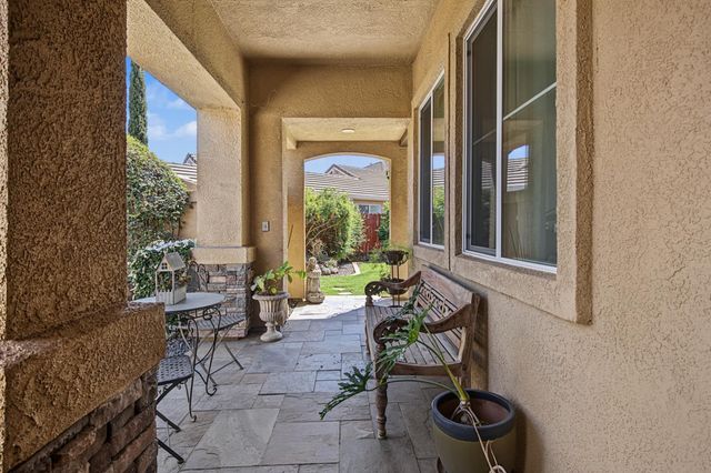 236 Preakness Cir, Manteca, CA 95337