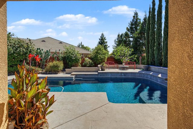 236 Preakness Cir, Manteca, CA 95337
