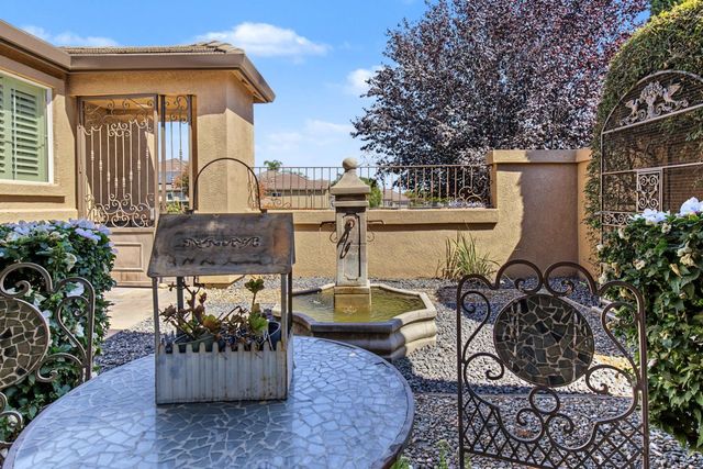 236 Preakness Cir, Manteca, CA 95337