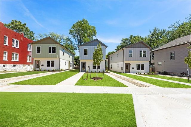 4527 Forest Avenue B, Kansas City, MO 64110