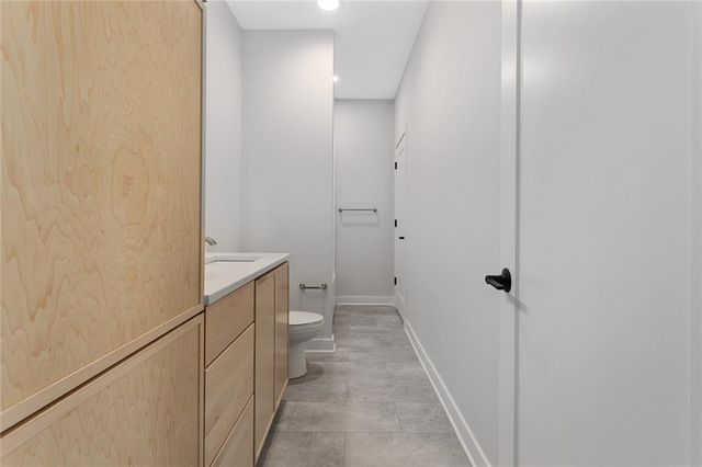 4527 Forest Avenue B, Kansas City, MO 64110