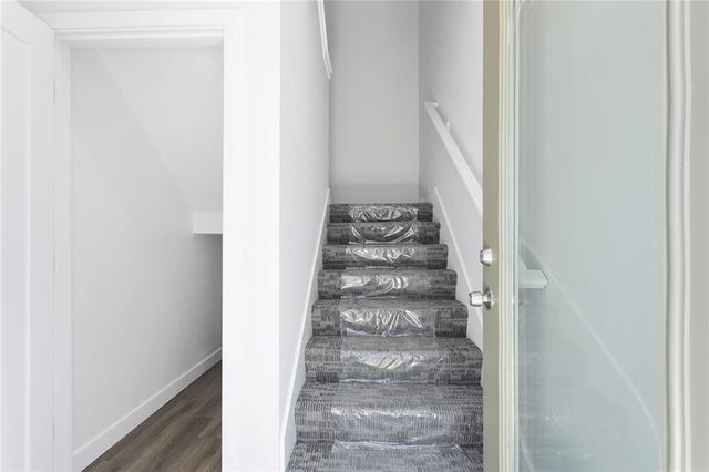 4527 Forest Avenue B, Kansas City, MO 64110