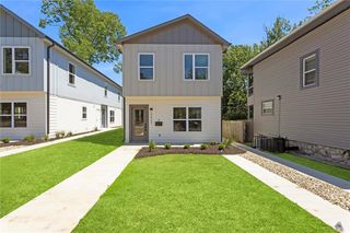 4527 Forest Avenue B, Kansas City, MO 64110