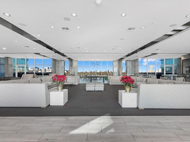 5925 Almeda Road 12202, Houston, TX 77004
