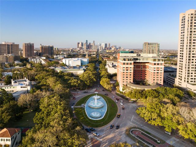 5925 Almeda Road 12202, Houston, TX 77004