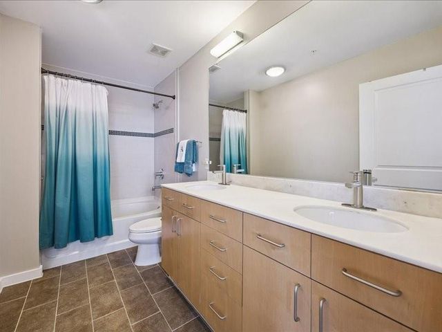 5925 Almeda Road 12202, Houston, TX 77004
