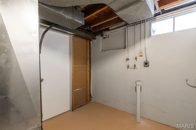 10615 Alliance Drive, Dellwood, MO 63136