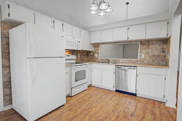 143 LOOKOUT DRIVE, Apollo Beach, FL 33572