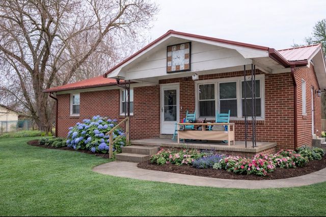 185 Petty Gap Rd, Woodbury, TN 37190