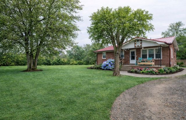 185 Petty Gap Rd, Woodbury, TN 37190