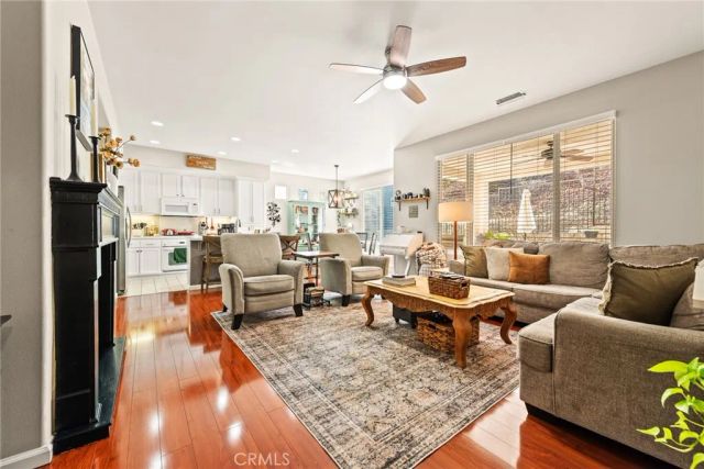 23811 Cahuilla Court, Corona, CA 92883