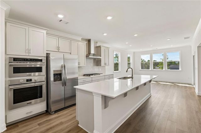 321 Apalachee Way, Bonaire, GA 31005