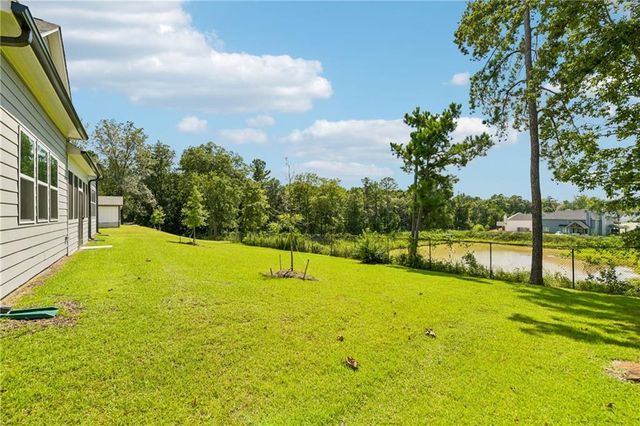 321 Apalachee Way, Bonaire, GA 31005