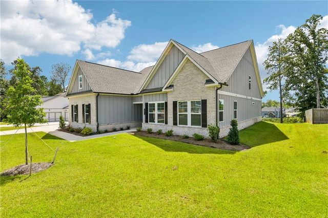 321 Apalachee Way, Bonaire, GA 31005