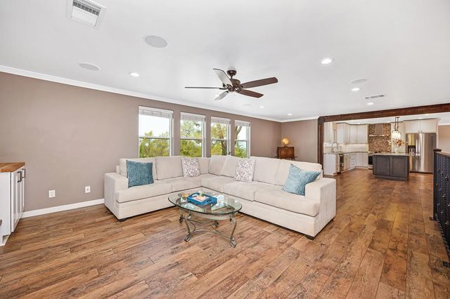 23339 Wayfarer Ct, Auburn, CA 95602