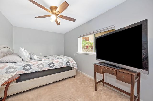 23339 Wayfarer Ct, Auburn, CA 95602