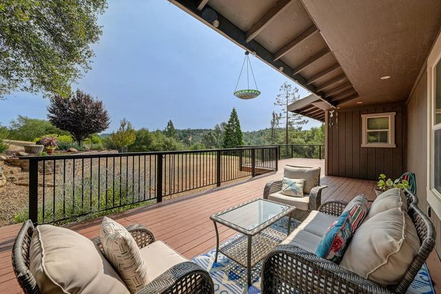 23339 Wayfarer Ct, Auburn, CA 95602
