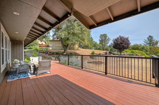 23339 Wayfarer Ct, Auburn, CA 95602