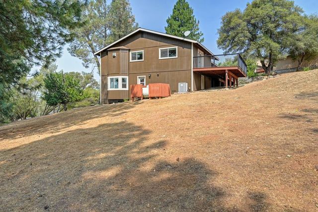 23339 Wayfarer Ct, Auburn, CA 95602