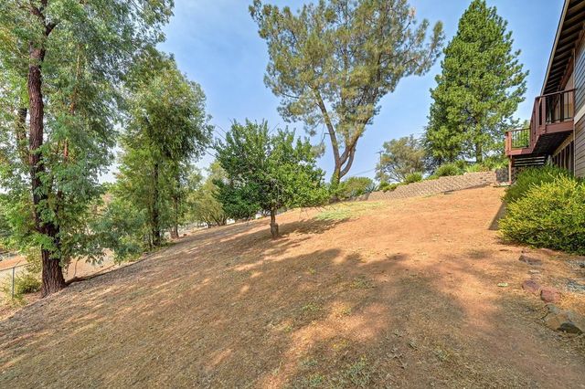 23339 Wayfarer Ct, Auburn, CA 95602