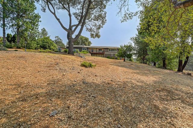 23339 Wayfarer Ct, Auburn, CA 95602