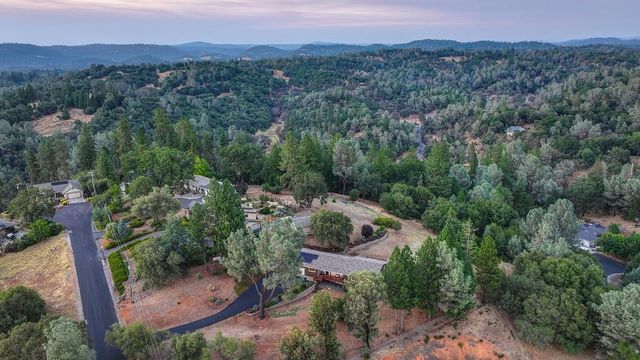 23339 Wayfarer Ct, Auburn, CA 95602
