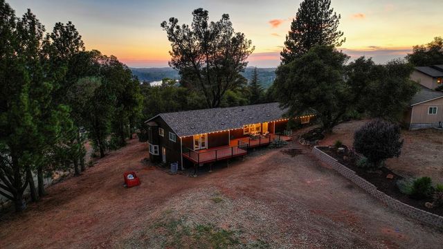 23339 Wayfarer Ct, Auburn, CA 95602