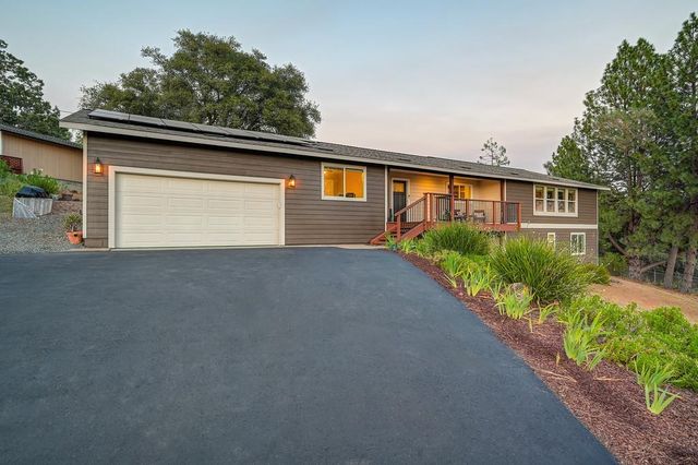 23339 Wayfarer Ct, Auburn, CA 95602