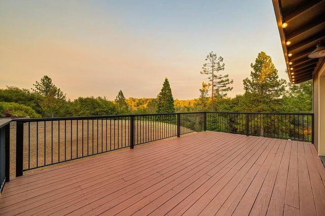 23339 Wayfarer Ct, Auburn, CA 95602