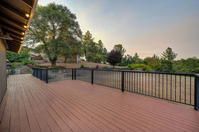 23339 Wayfarer Ct, Auburn, CA 95602