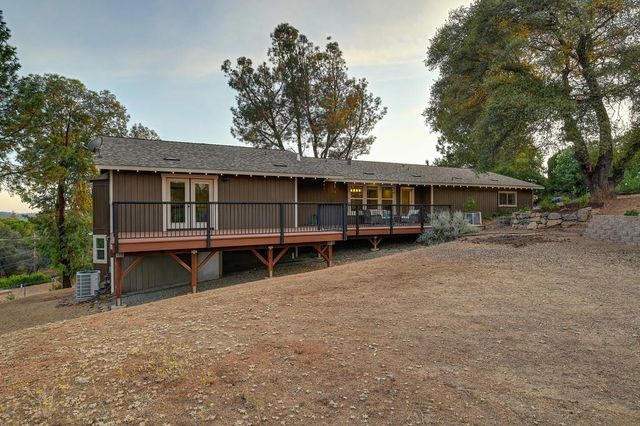 23339 Wayfarer Ct, Auburn, CA 95602