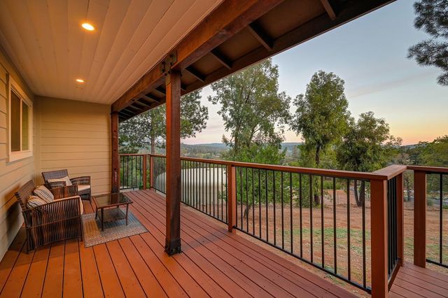 23339 Wayfarer Ct, Auburn, CA 95602